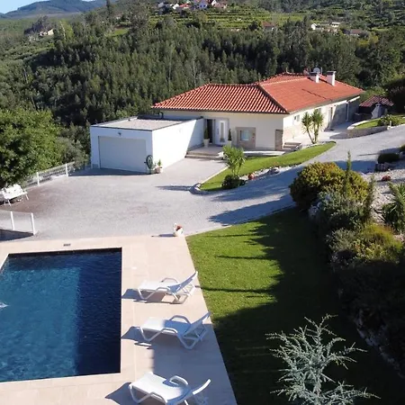 בית נופש Quinta D'arroteia *